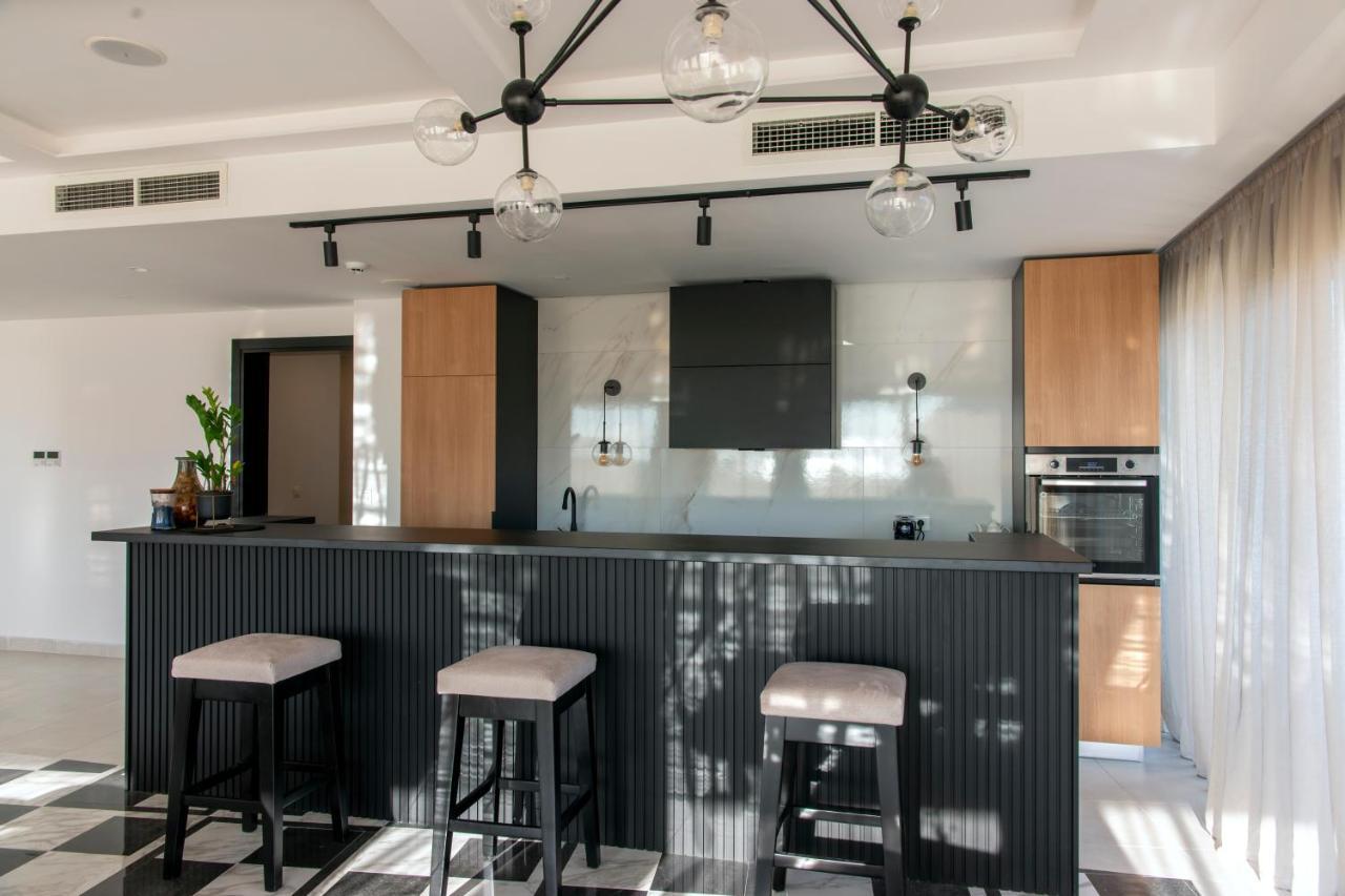 Soho Suites Бар Екстер'єр фото