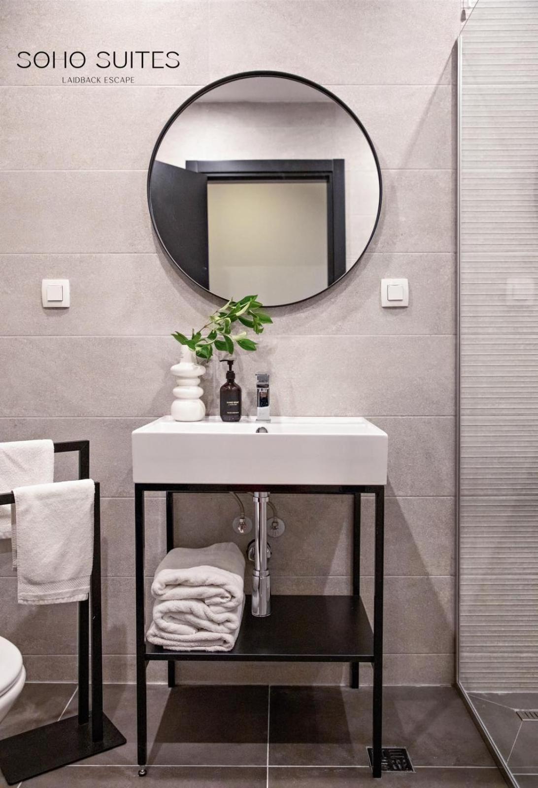 Soho Suites Бар Екстер'єр фото